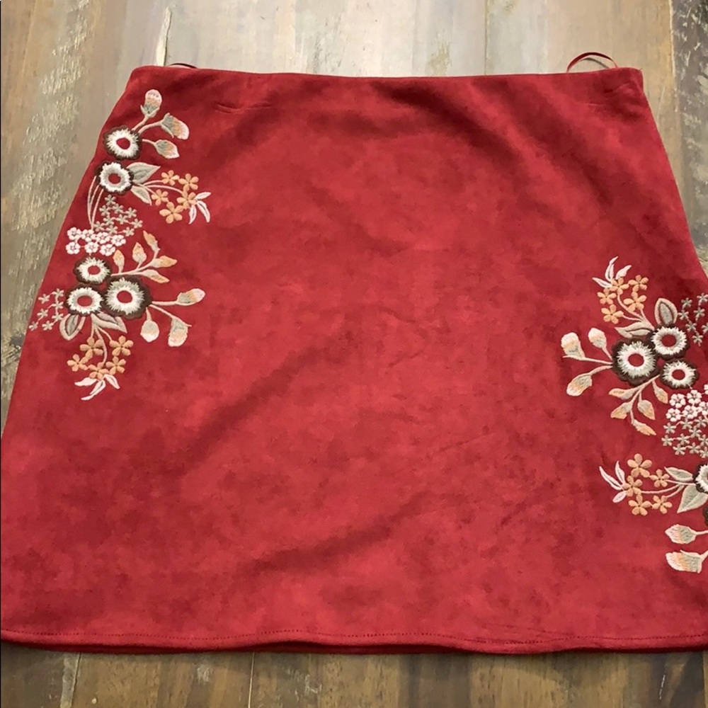 Floral burgundy skirt